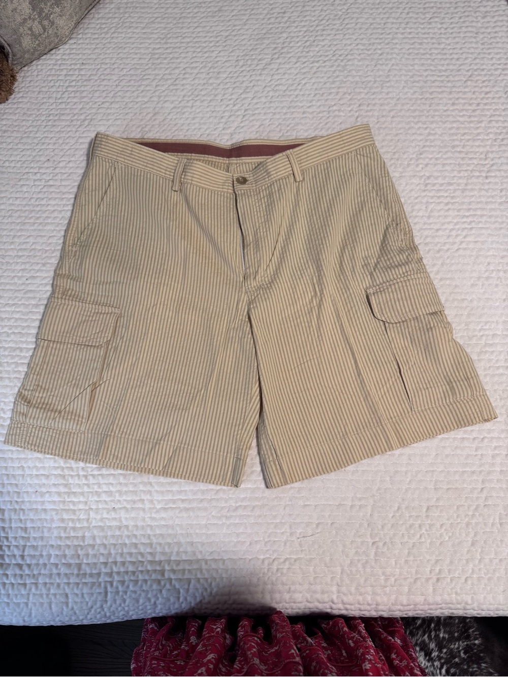 Bills Khaki’s Men's Beige Striped Seersucker Cargo Shorts